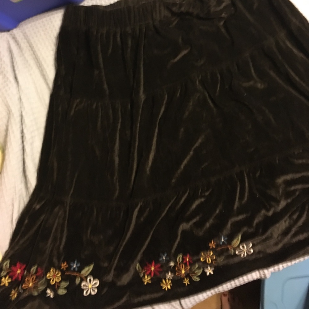 Knee length brown embroidery skirt, 3 x